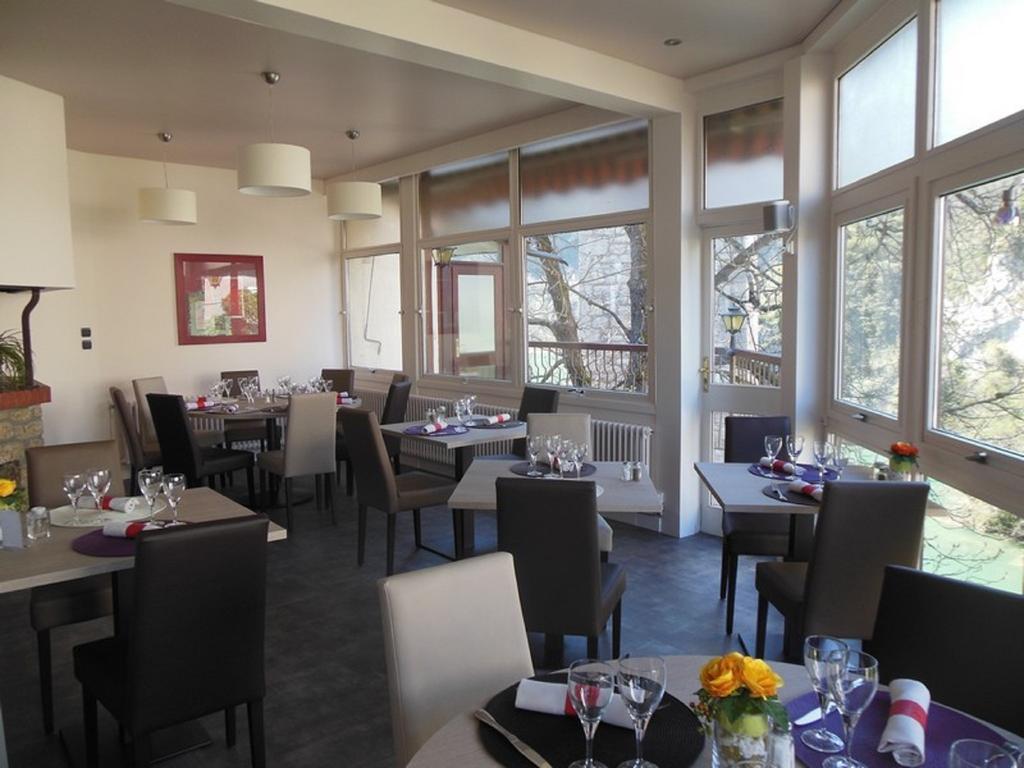 Hotel Rome Saint-Nazaire-en-Royans Esterno foto